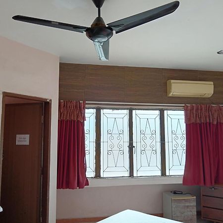New Budget Inn Hotel Chukai Exterior photo
