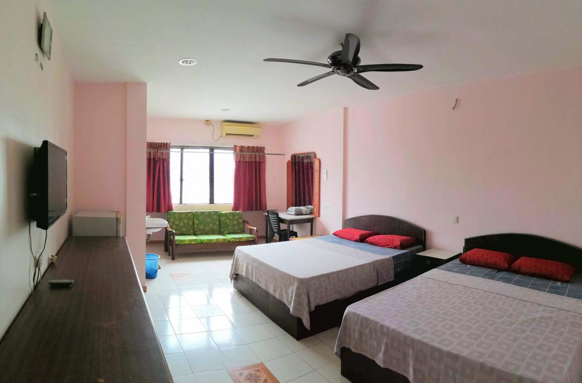 New Budget Inn Hotel Chukai Exterior photo